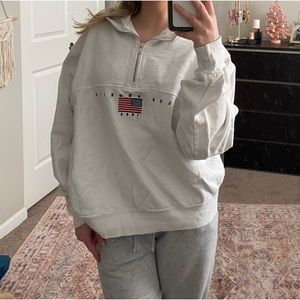 brandy melville Los Angeles sweatshirt size small